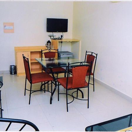 Hotel Padmini Residency Hajdarabad Zewnętrze zdjęcie