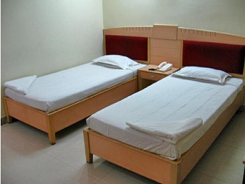 Hotel Padmini Residency Hajdarabad Zewnętrze zdjęcie