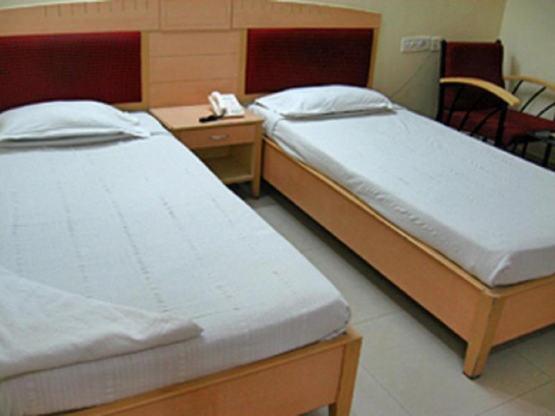 Hotel Padmini Residency Hajdarabad Zewnętrze zdjęcie
